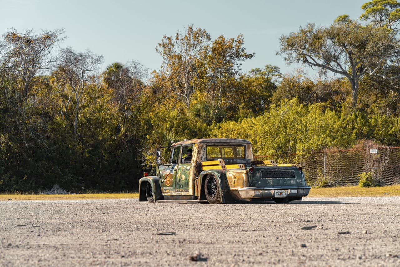Side profile of 1963 International Loadstar 600 with truck suv wheels