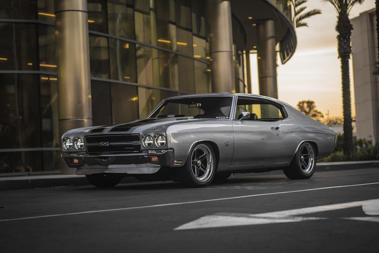 Side profile of 1970 Chevrolet Chevelle with wheels