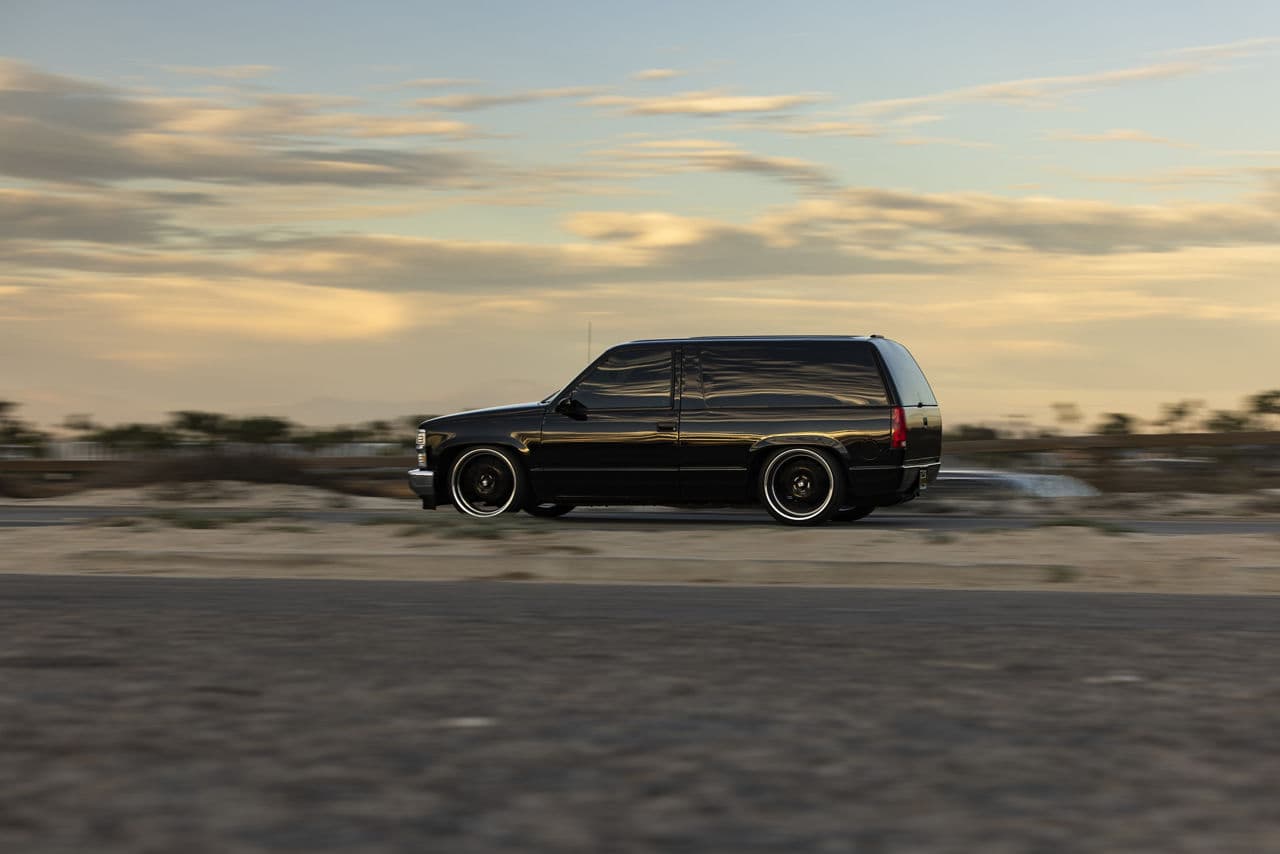 Detail view of 1996 Chevrolet Tahoe with wheels