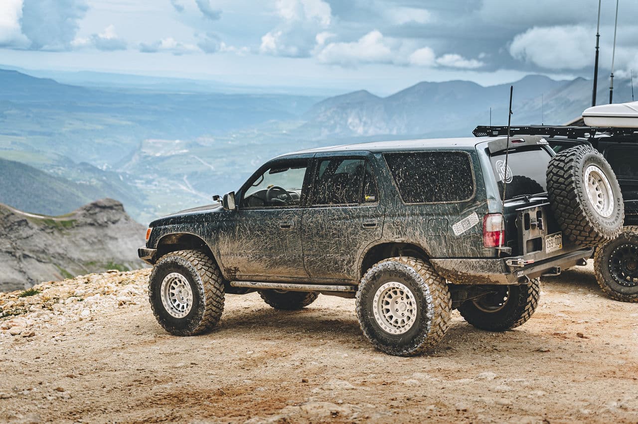 Side profile of 1997 Toyota 4Runner with wheels