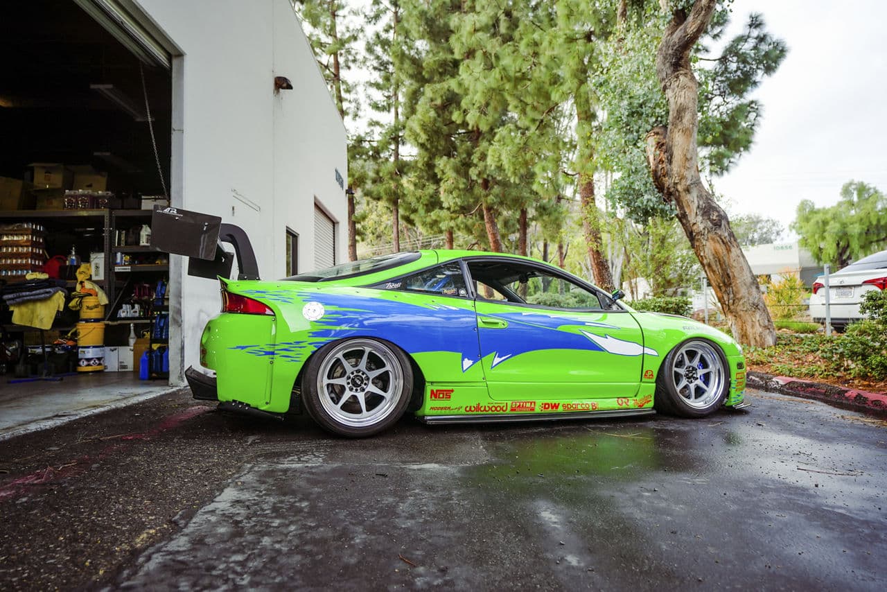Front view of 1999 Mitsubishi Eclipse with wheels