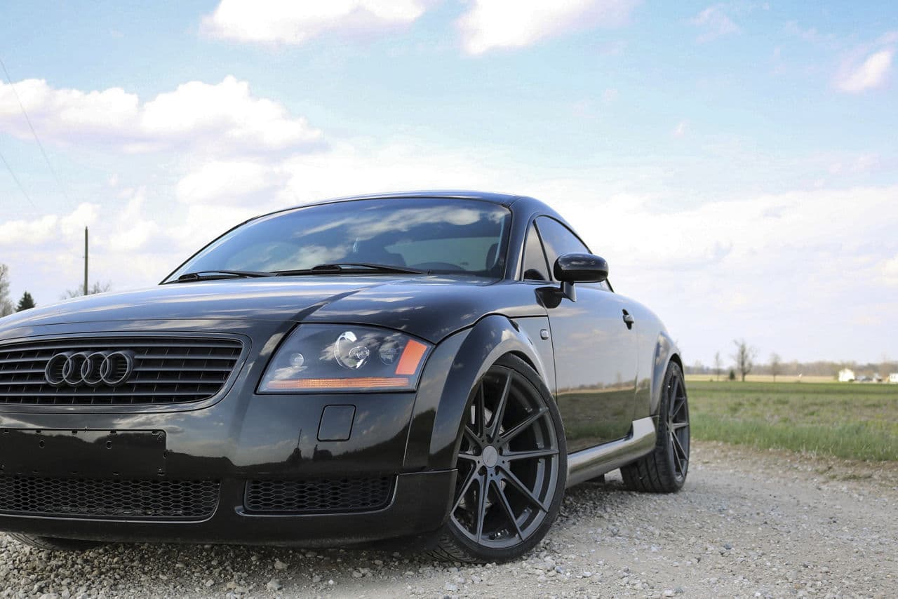 Rear view of 2005 Audi TT with wheels