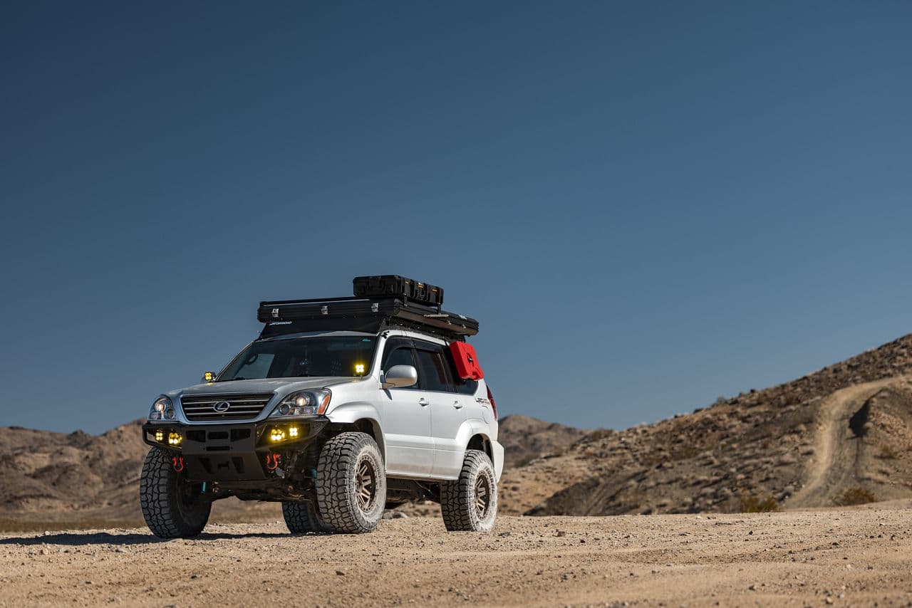 Side profile of 2007 Lexus GX460 with vehicle wraps