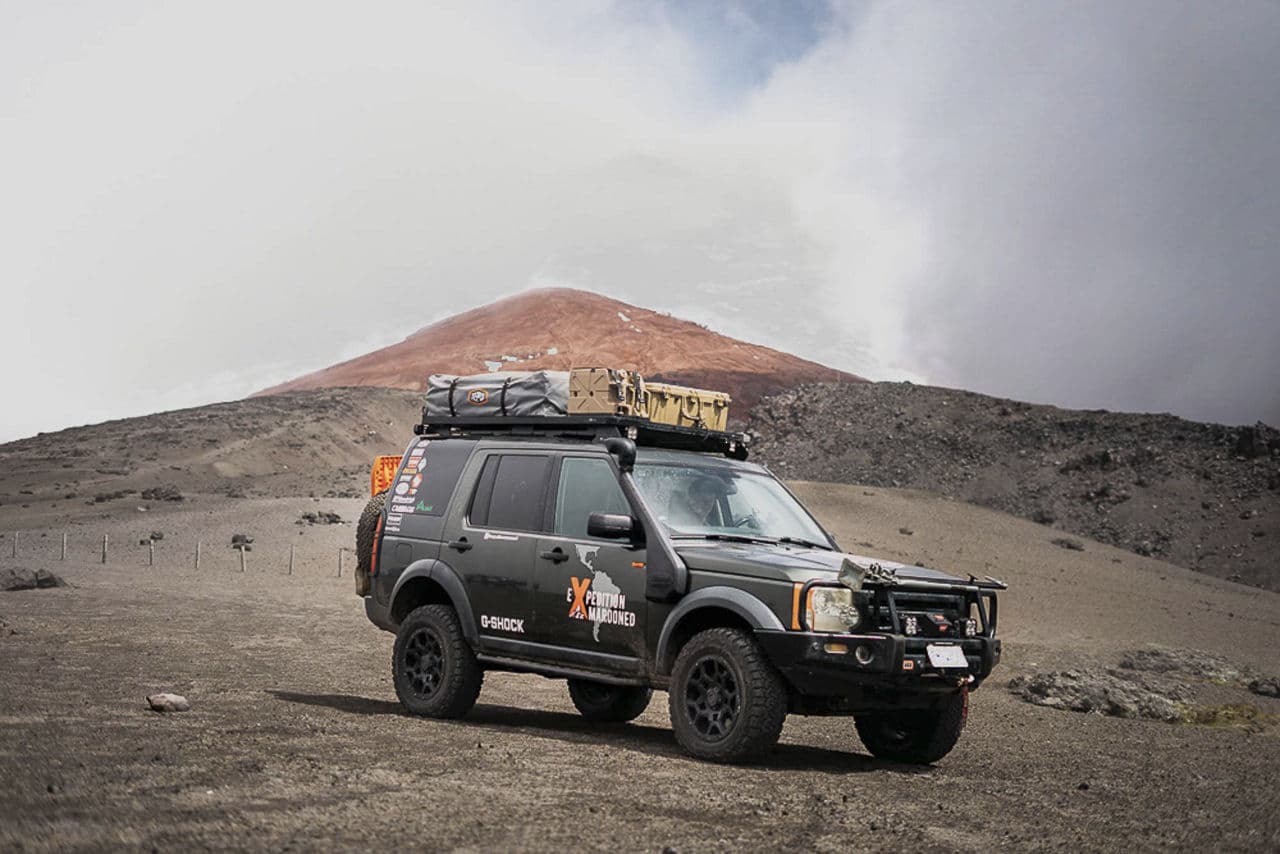 Front view of 2008 Land Rover Discovery with wheels