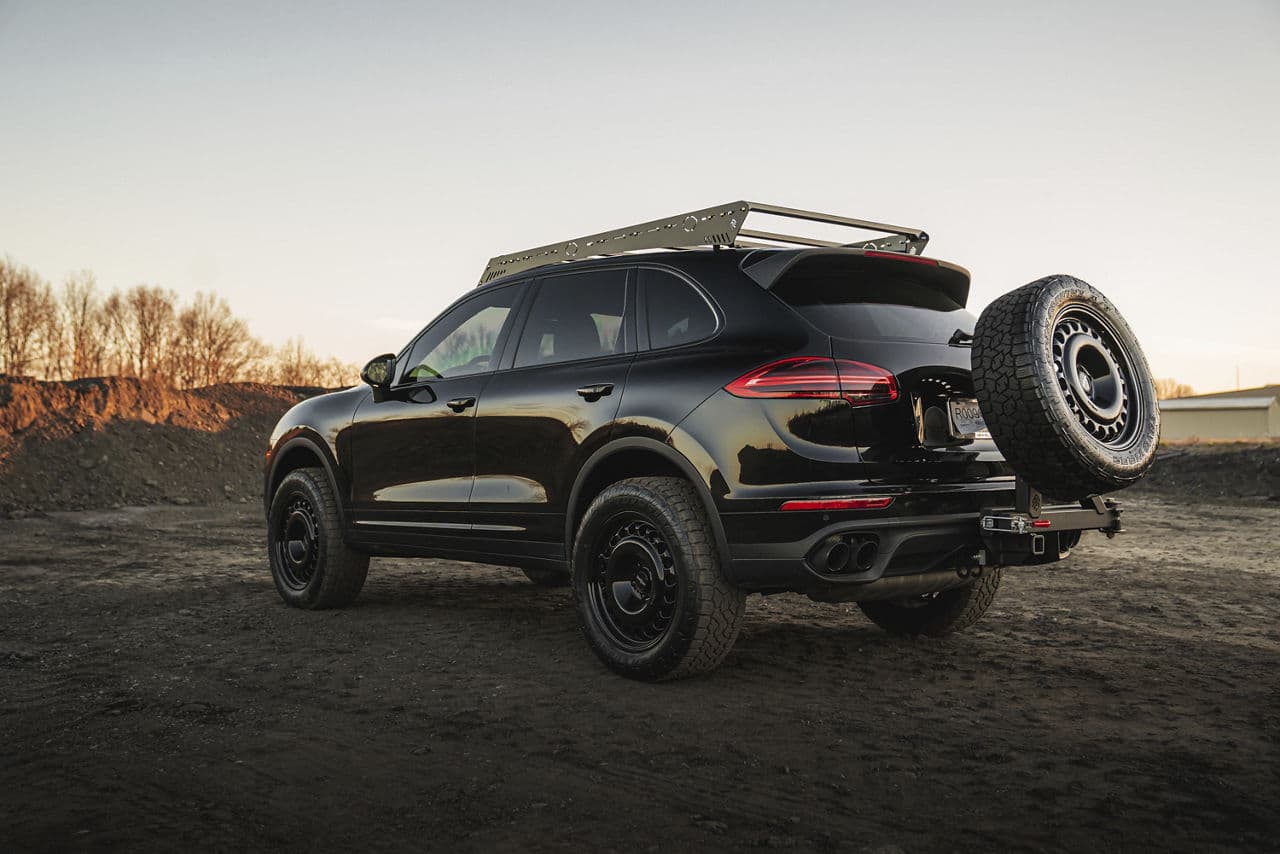 Front view of 2008 Porsche Cayenne with wheels