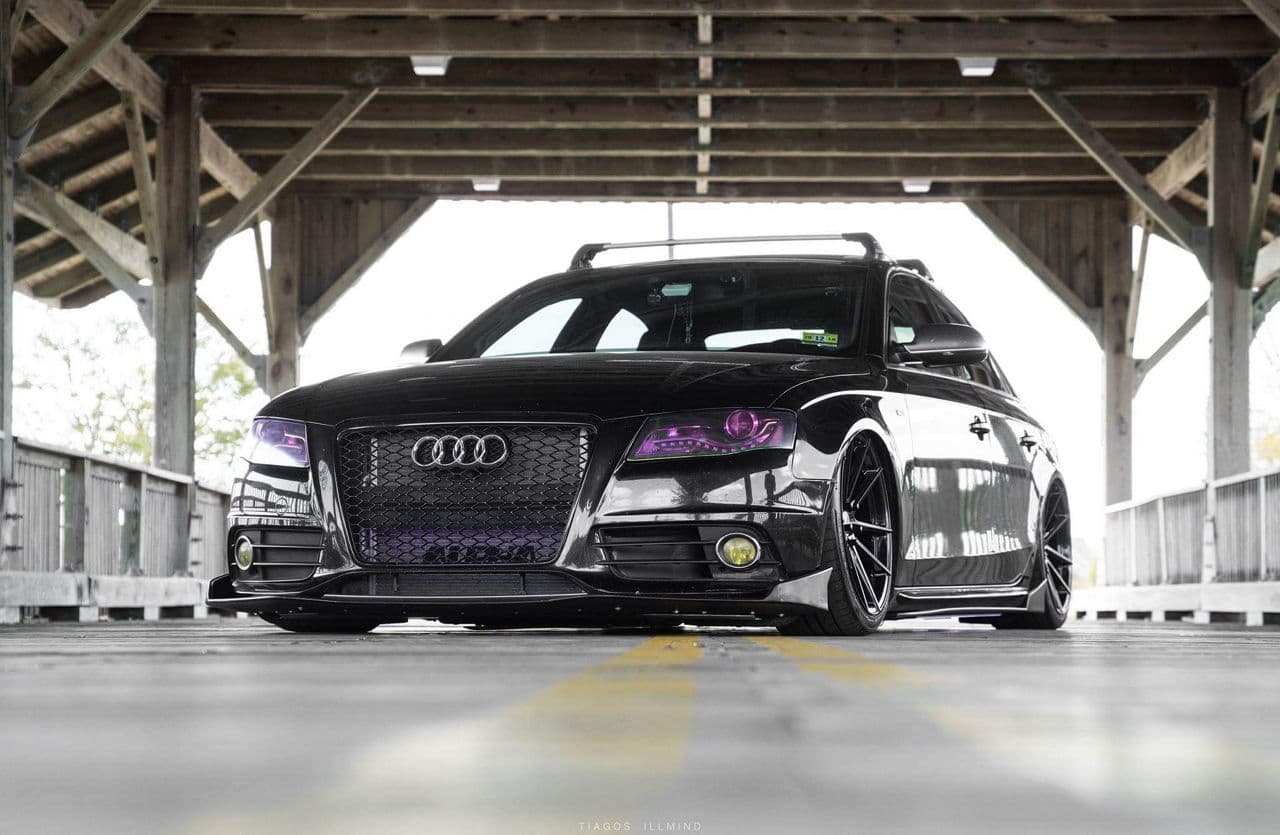 Side profile of 2012 Audi S4 with vehicle wraps