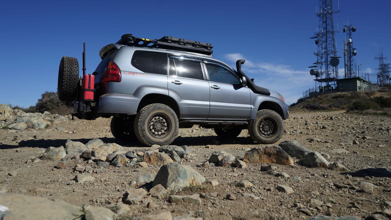 Detail view of 2012 Lexus GX460 with wheels