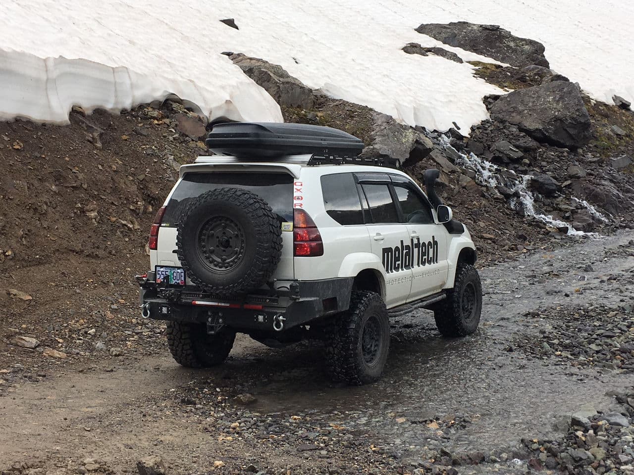 Side profile of 2012 Lexus GX470 with wheels
