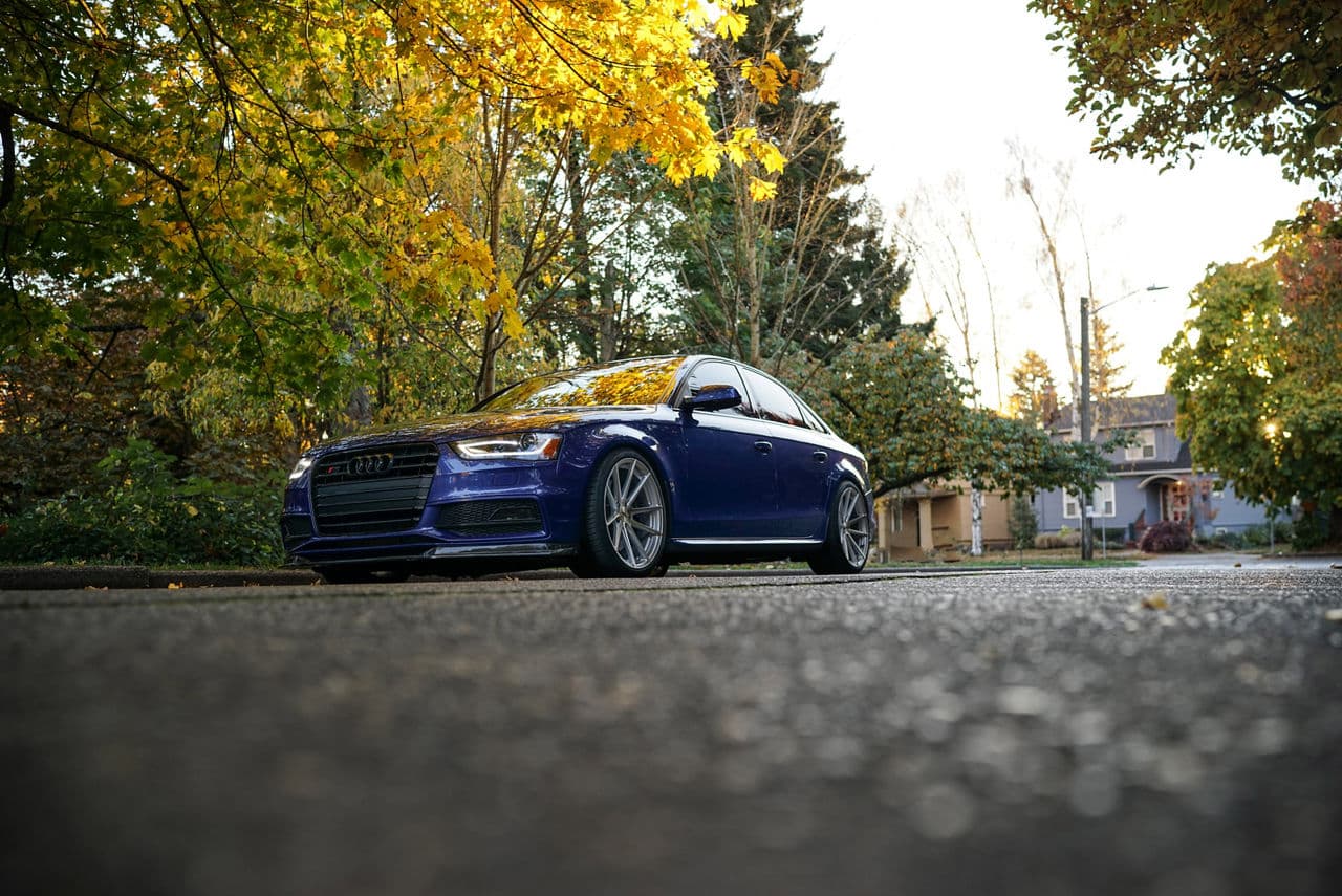 Front view of 2013 Audi S4 with wheels