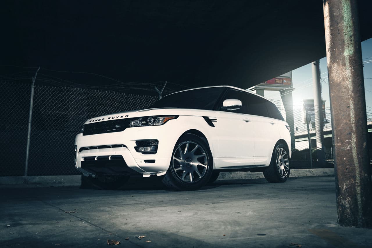 Interior of 2013 Land Rover Range Rover with wheels