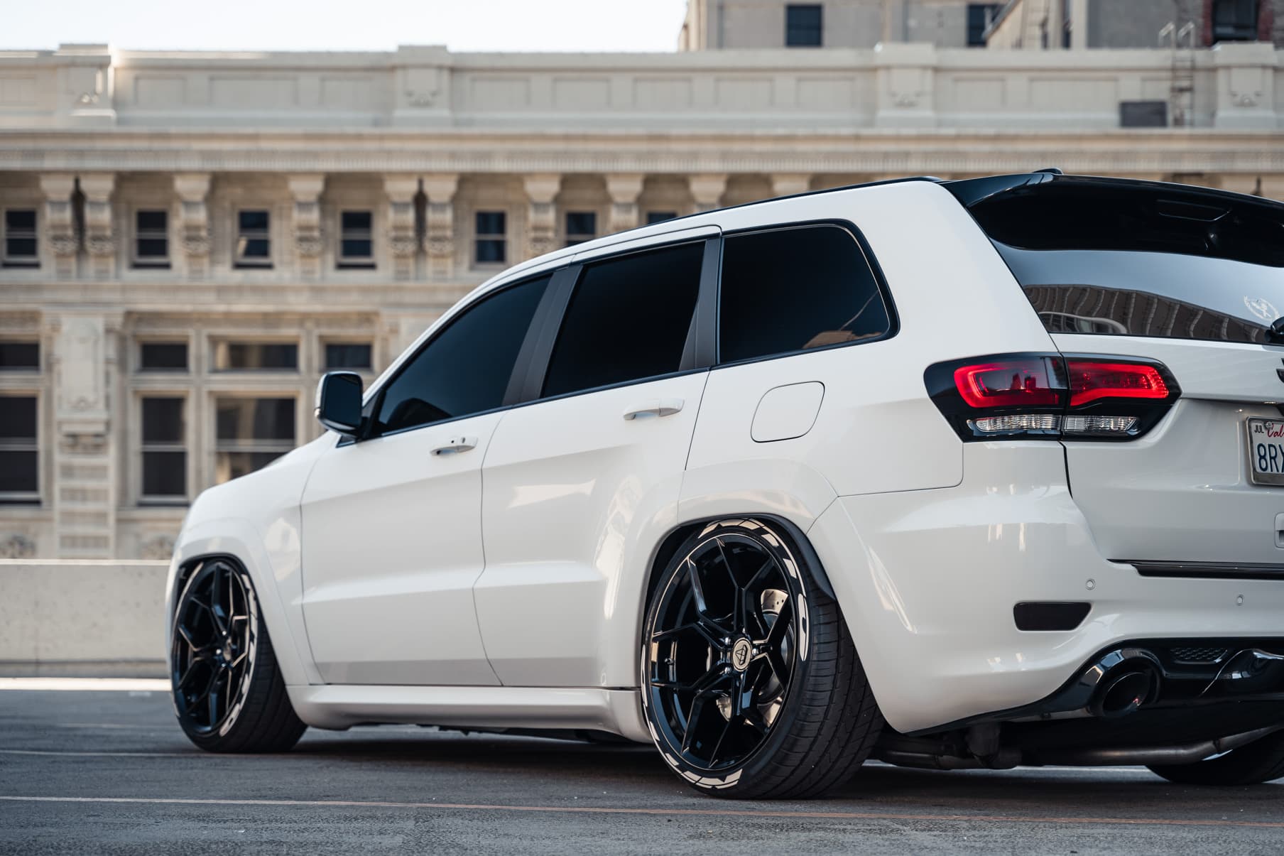 2014 Jeep Grand Cherokee SRT8 — wheels, interior