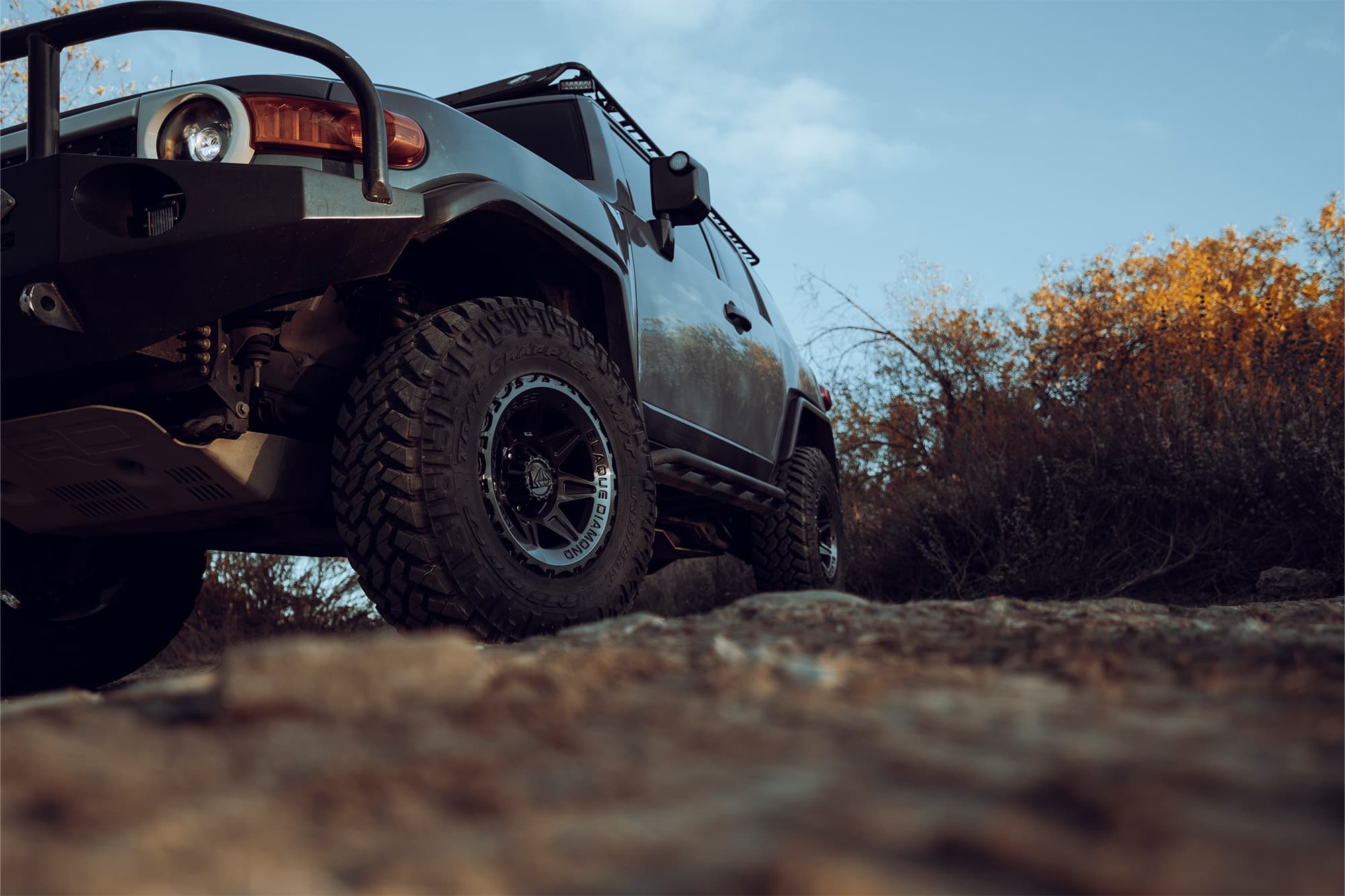 2014 Toyota FJ Cruiser — wheels, detail view