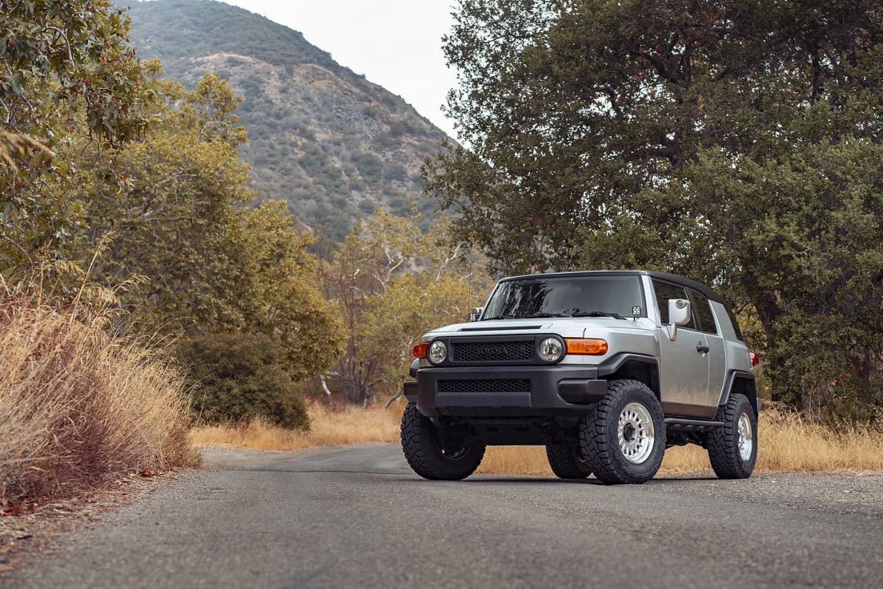 Rear view of 2014 Toyota FJ Cruiser with wheels