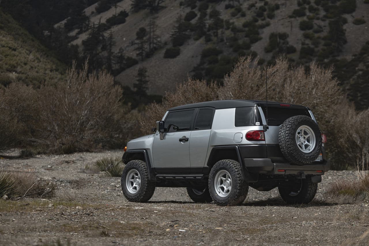 Rear view of 2014 Toyota FJ Cruiser with wheels