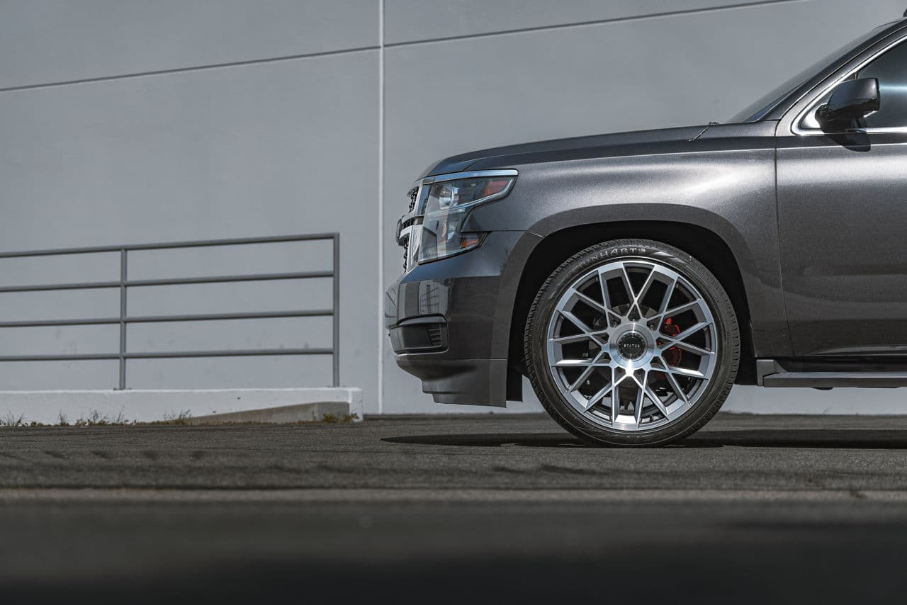 Detail view of 2015 Chevrolet Tahoe with wheels