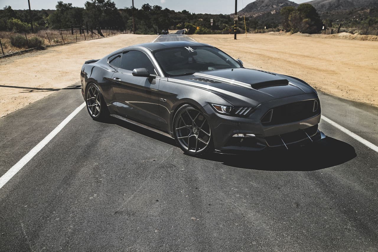Front view of 2015 Ford Mustang GT with wheels