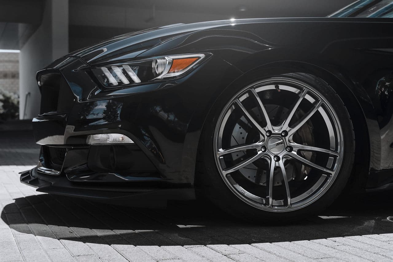 Side profile of 2015 Ford Mustang GT with wheels