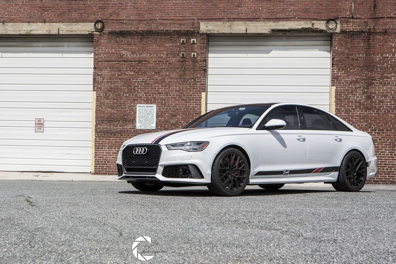 Side profile of 2016 Audi S6 with wheels