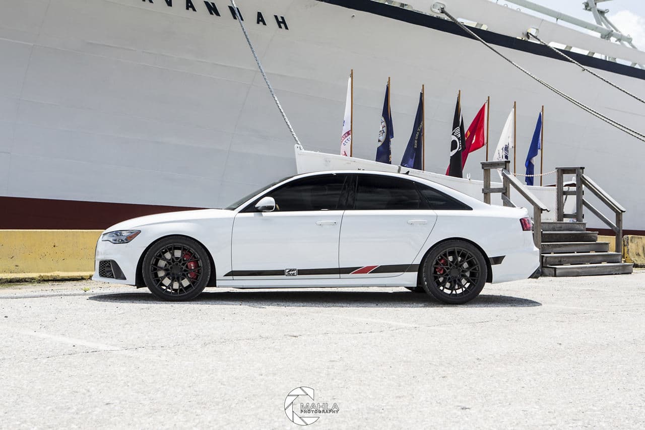 Interior of 2016 Audi S6 with wheels