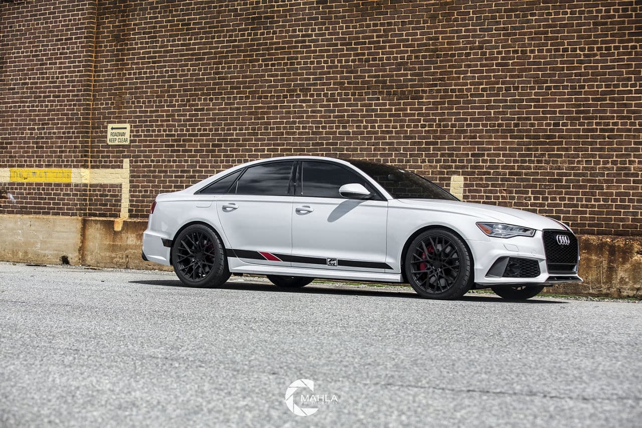 Detail view of 2016 Audi S6 with wheels