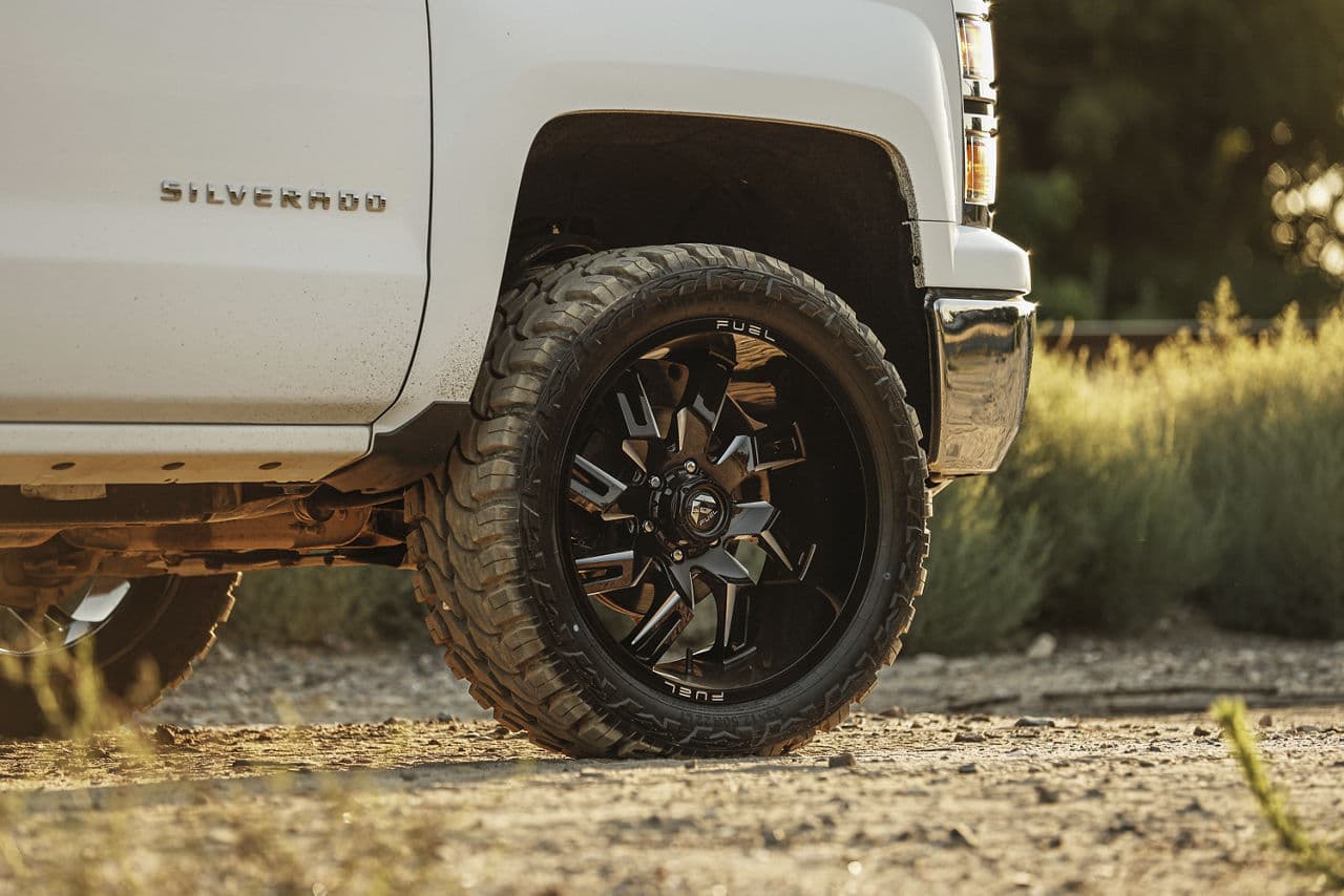 Interior of 2016 Chevrolet Silverado with wheels