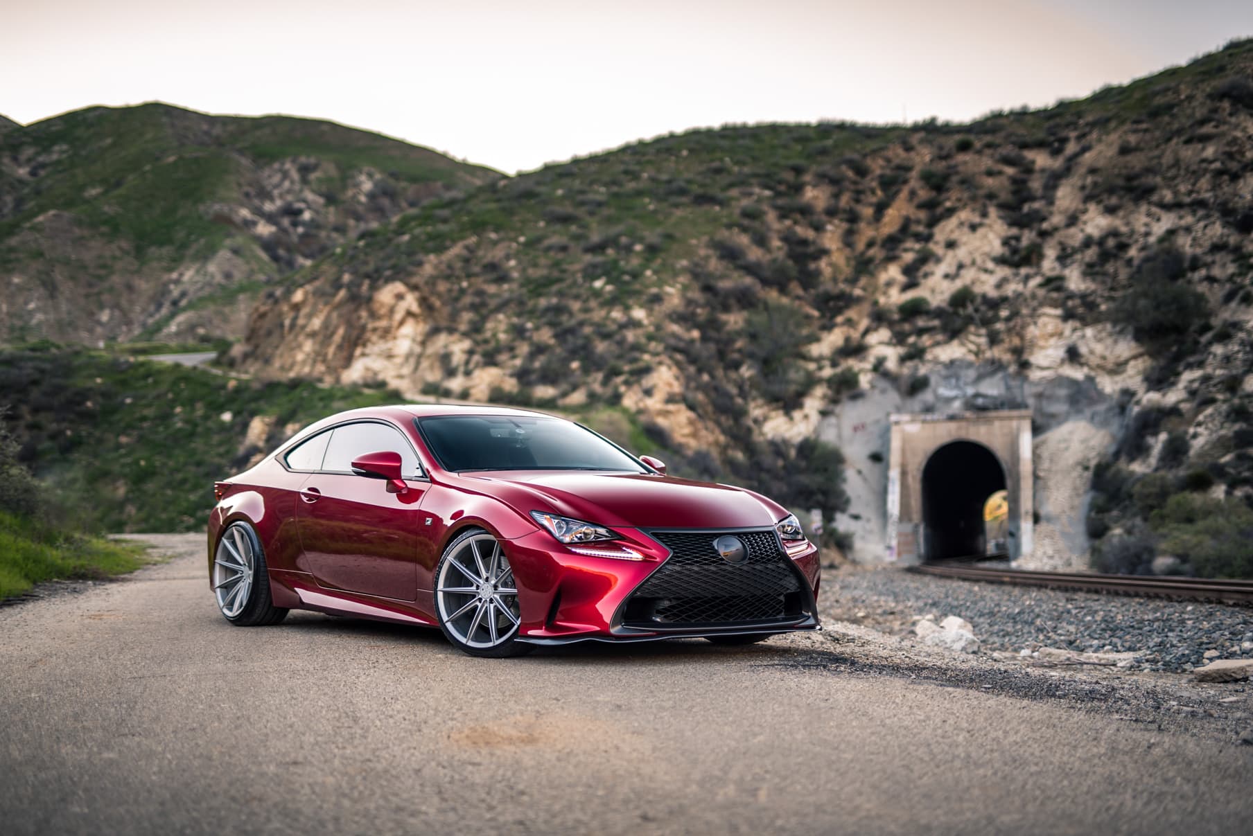 2016 Lexus RC200t F-Sport — wheels, side profile