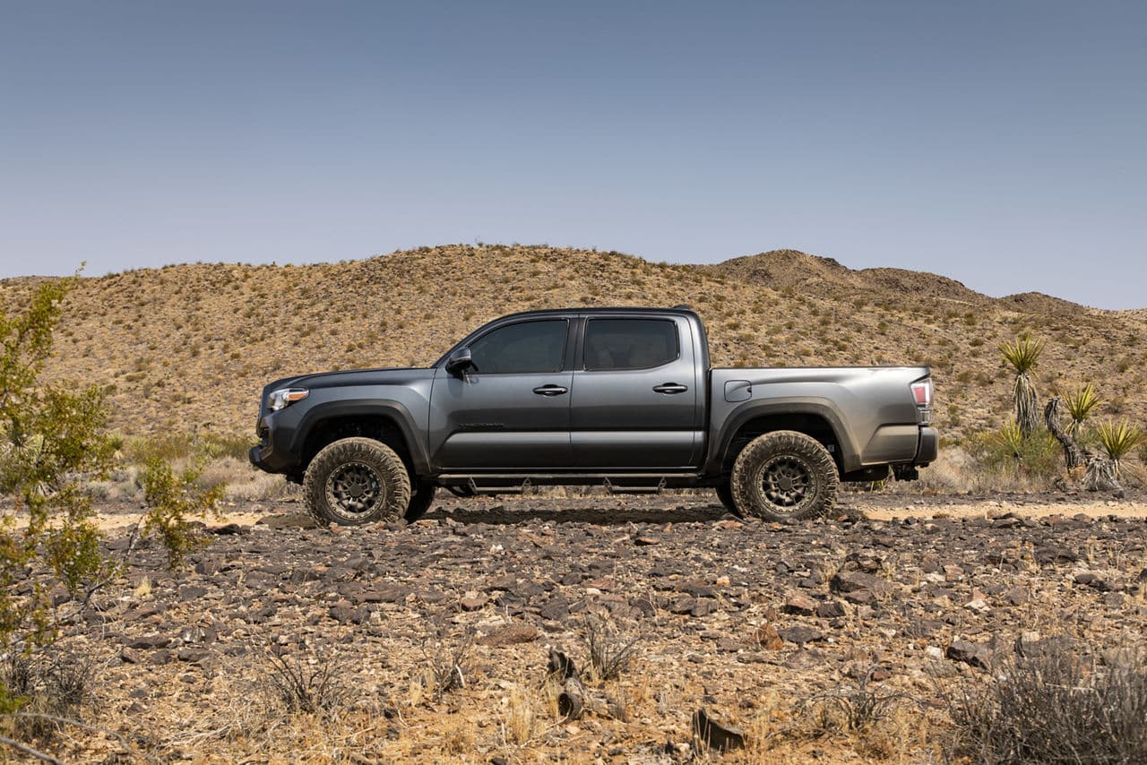 Side profile of 2016 Toyota Tacoma with wheels