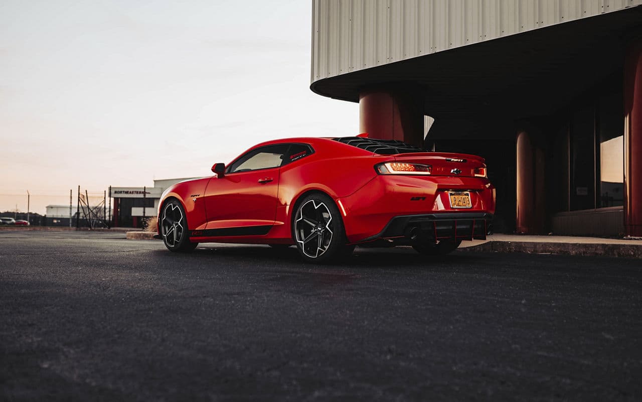 Side profile of 2017 Chevrolet Camaro with wheels