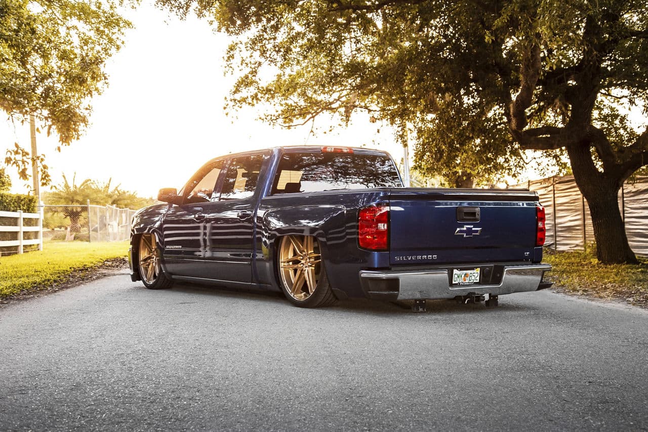 Side profile of 2017 Chevrolet Silverado with wheels