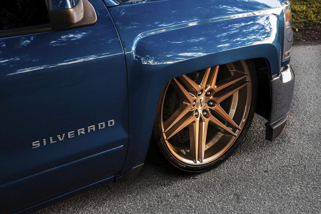Rear view of 2017 Chevrolet Silverado with wheels