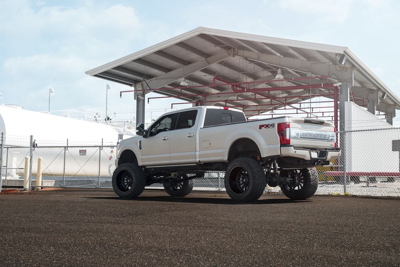 Side profile of 2017 Ford F250 with truck suv wheels
