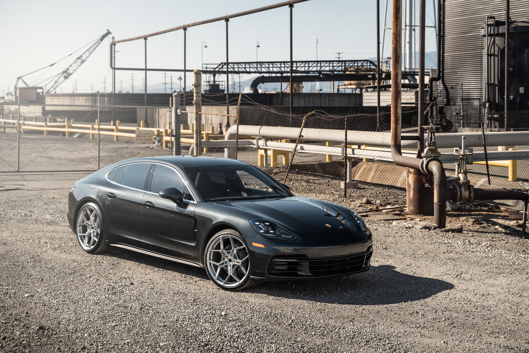 2017 Porsche Panamera — car suspension, side profile
