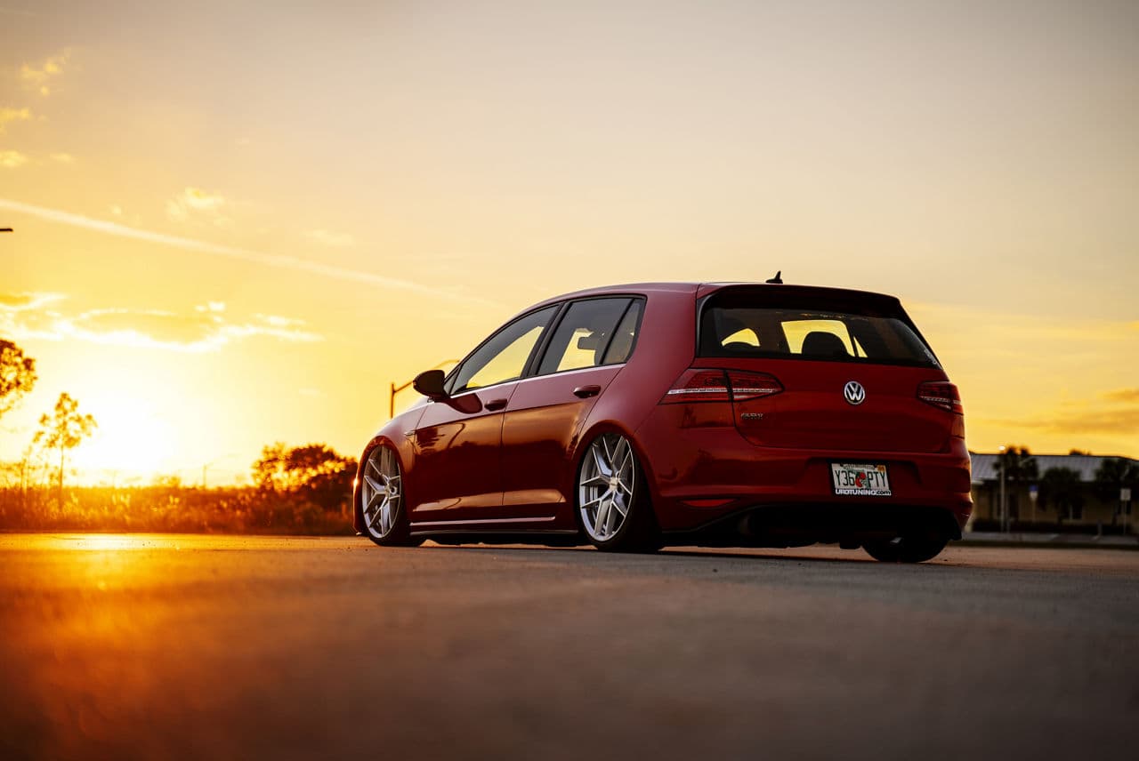 Front view of 2017 Volkswagen Golf GTI with wheels