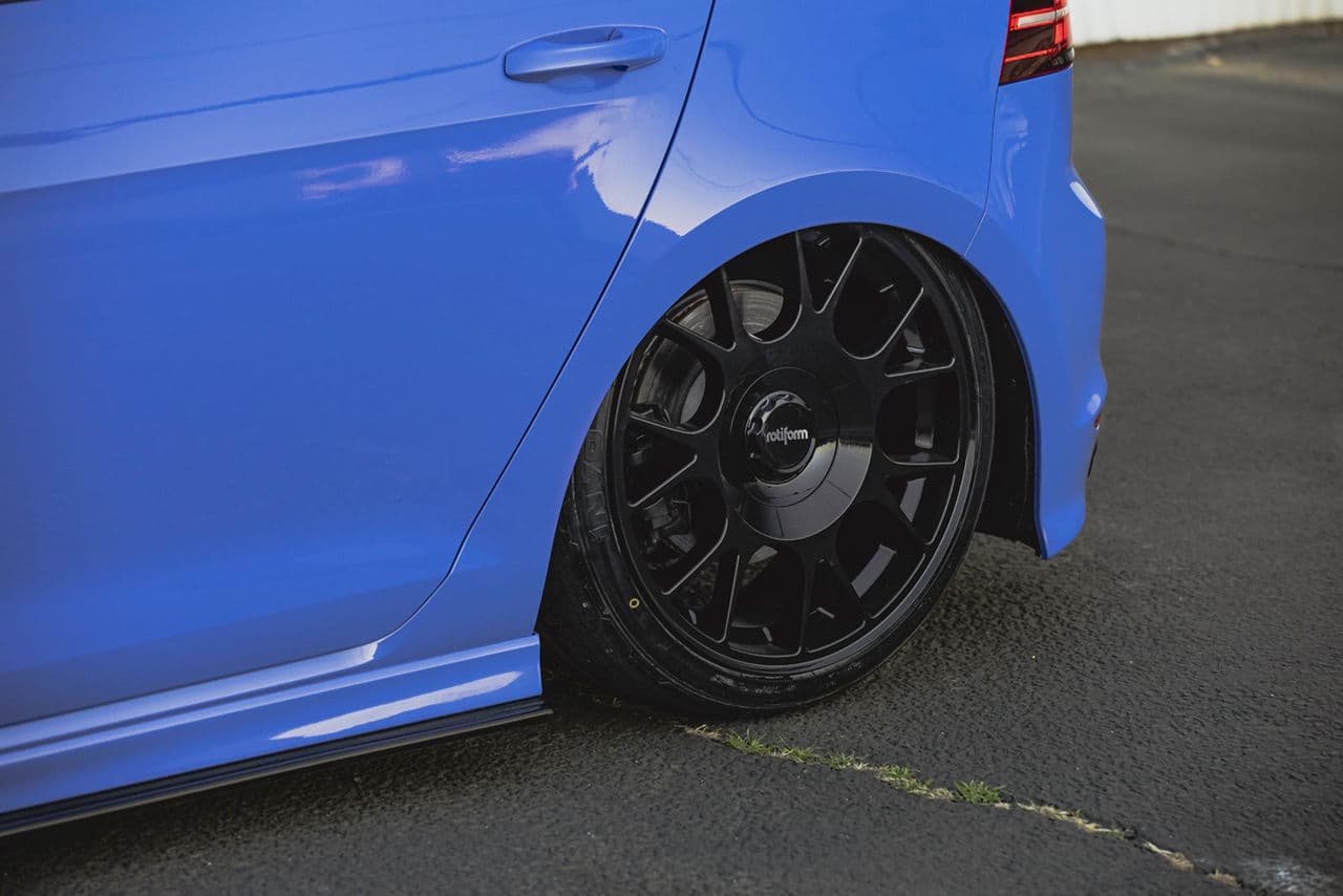 Interior of 2017 Volkswagen Golf R with wheels