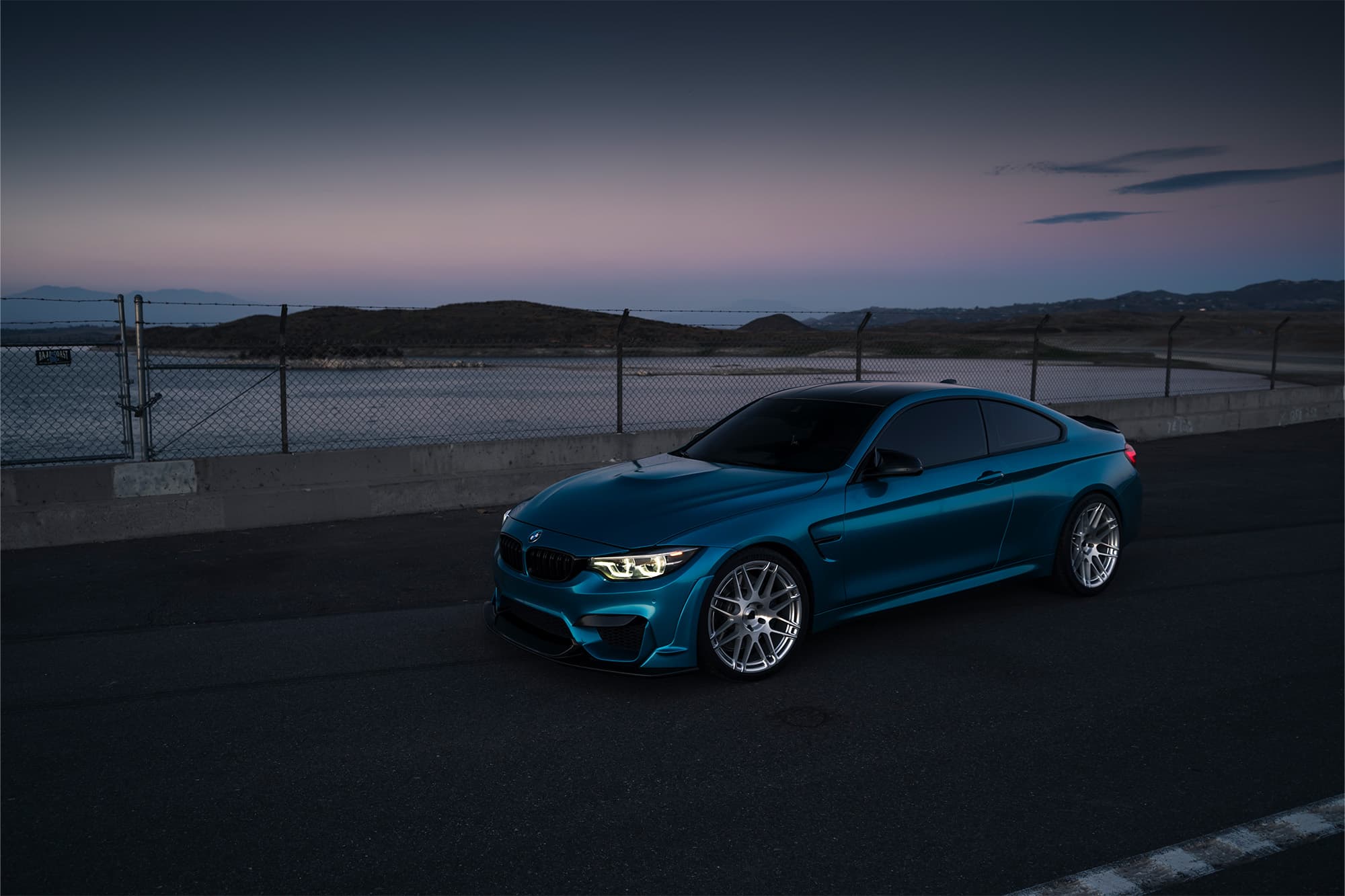 2018 BMW M4 — wheels, side profile