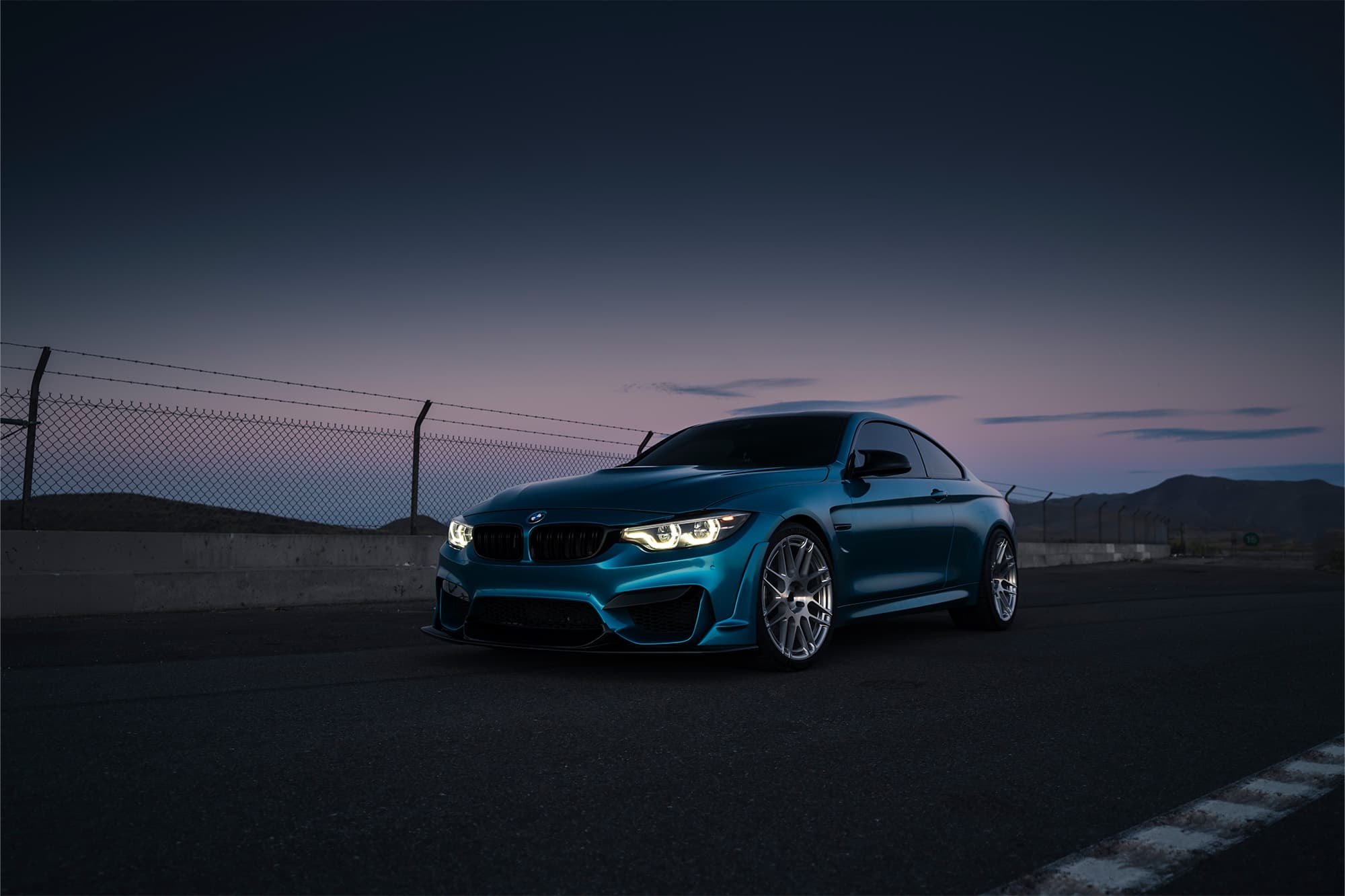 2018 BMW M4 — wheels, rear view