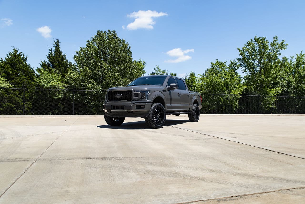 Side profile of 2018 Ford F150 with truck suv wheels