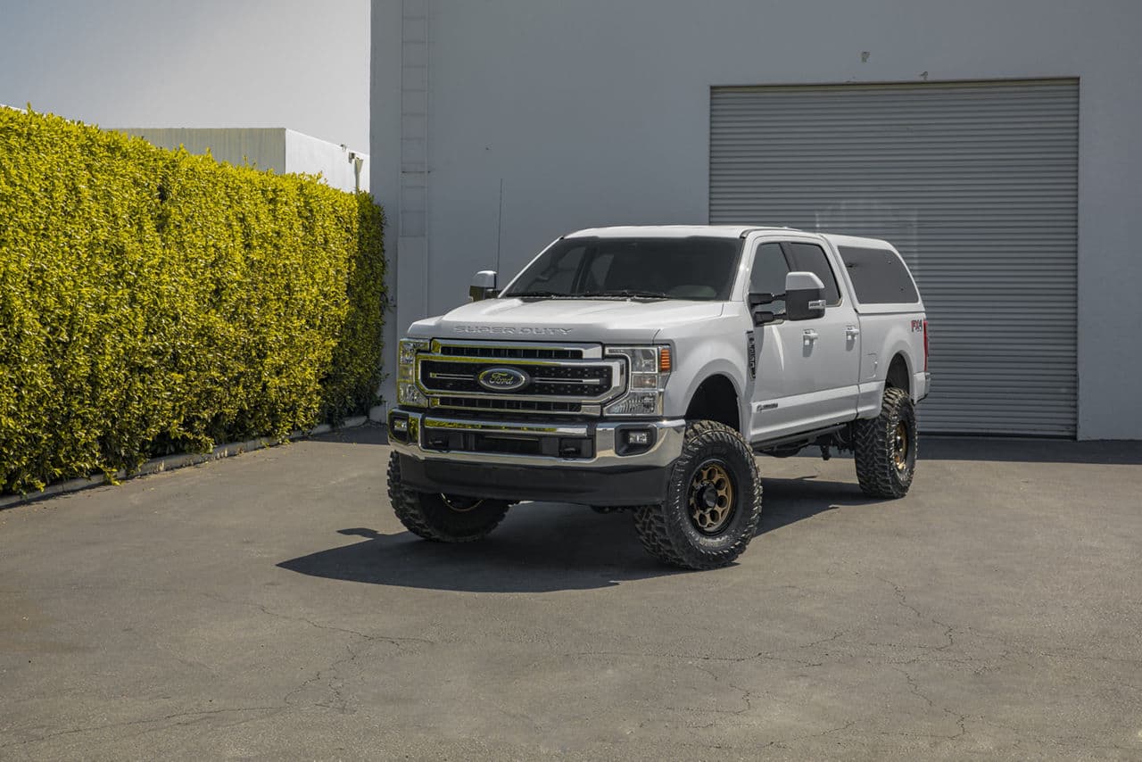 Detail view of 2018 Ford F250 Lariat FX4 with wheels