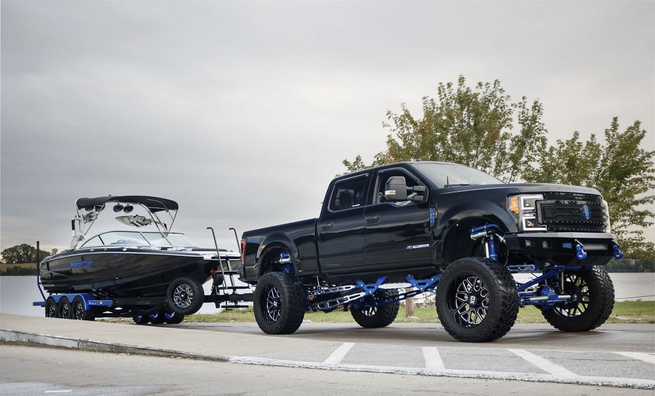 Side profile of 2018 Ford F250 with truck suv wheels