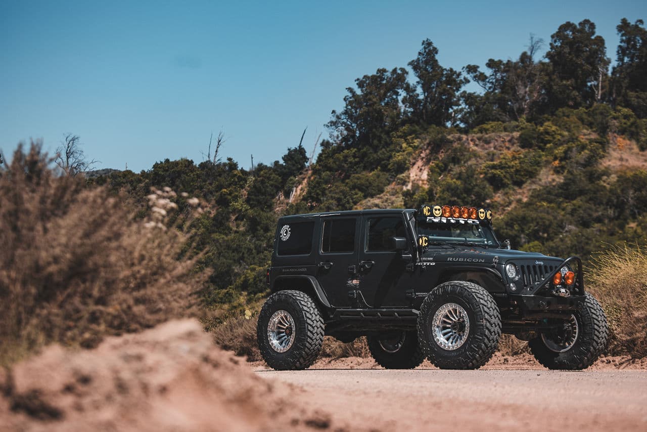 Rear view of 2018 Jeep Wrangler with wheels