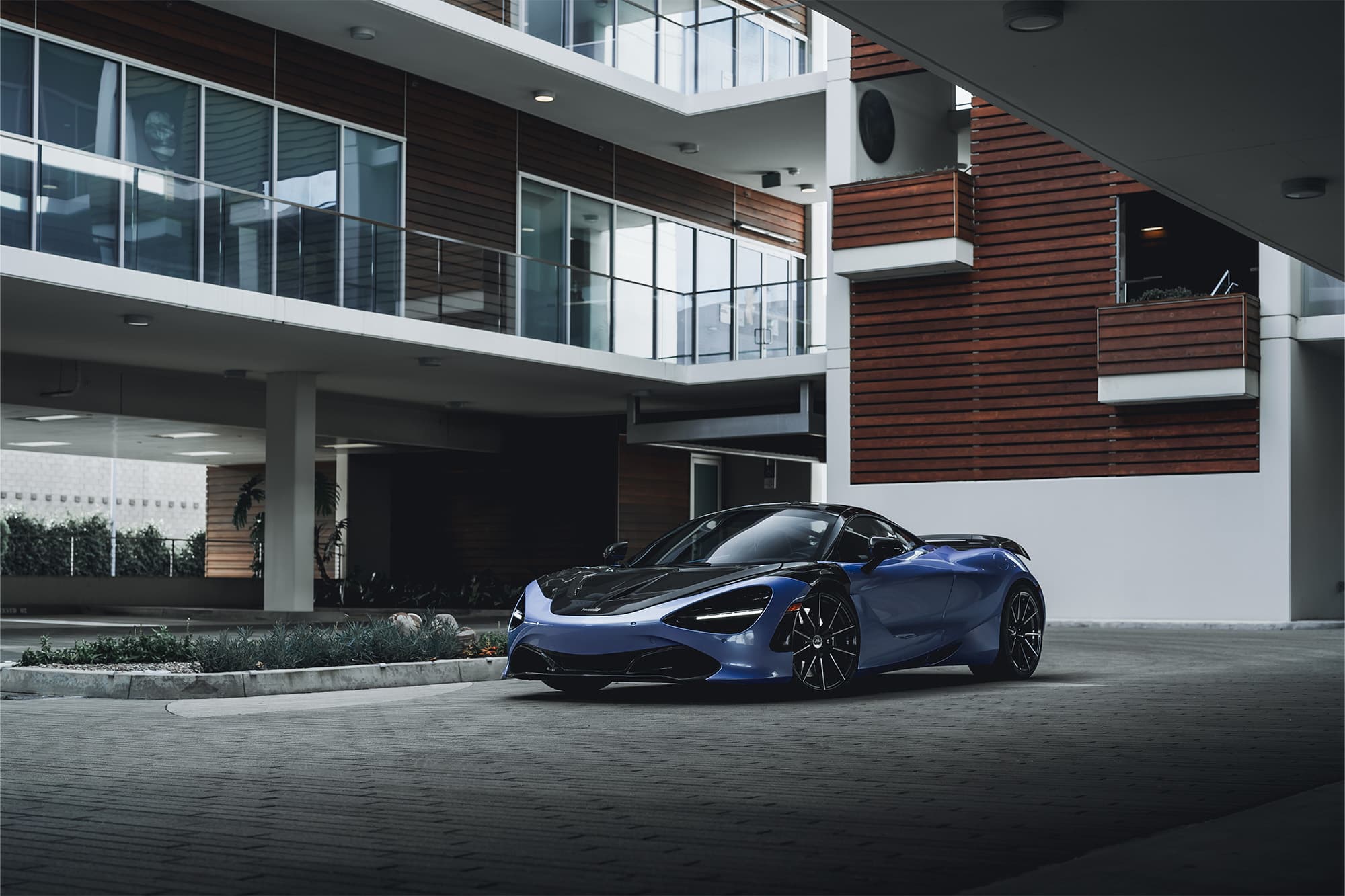 2018 McLaren 720S — truck lift kits, side profile