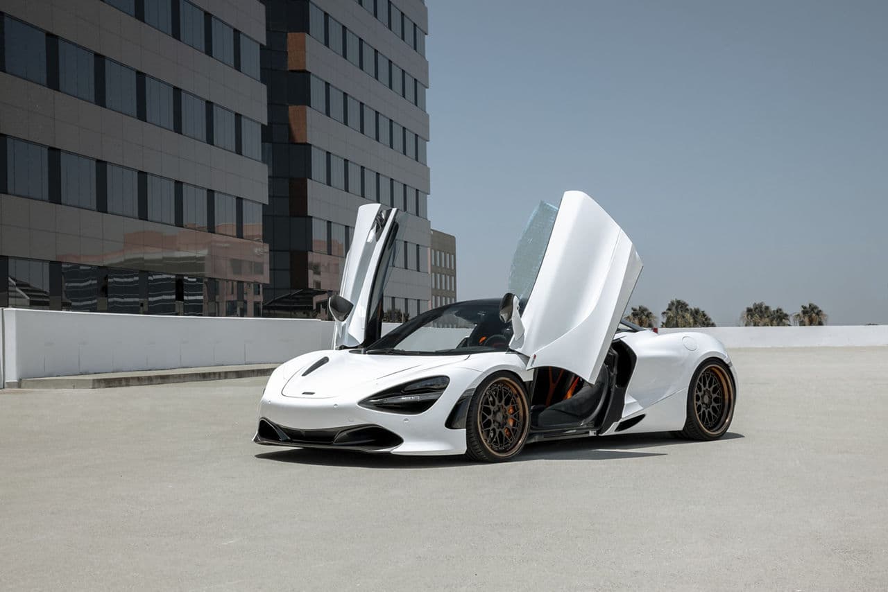 Detail view of 2018 McLaren 720S with wheels