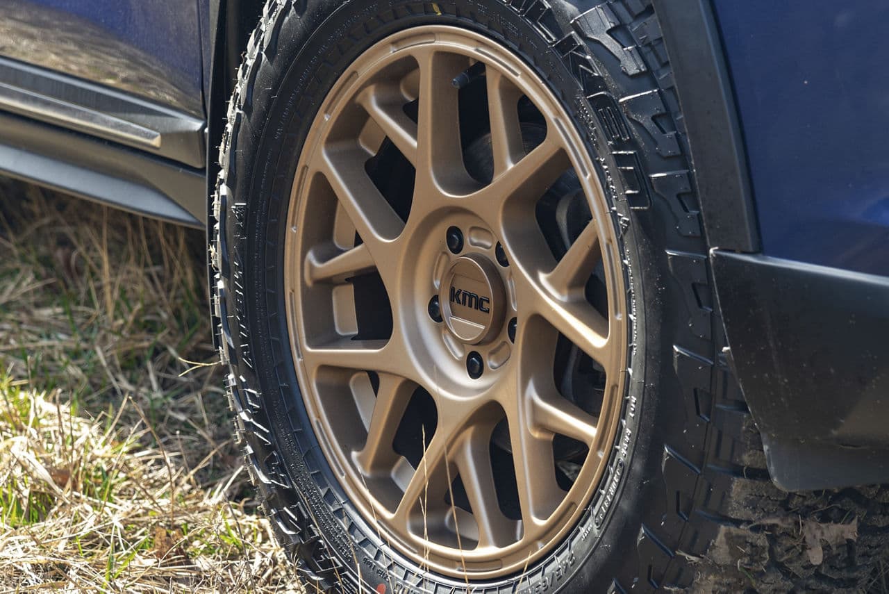 Rear view of 2018 Nissan Rogue with wheels
