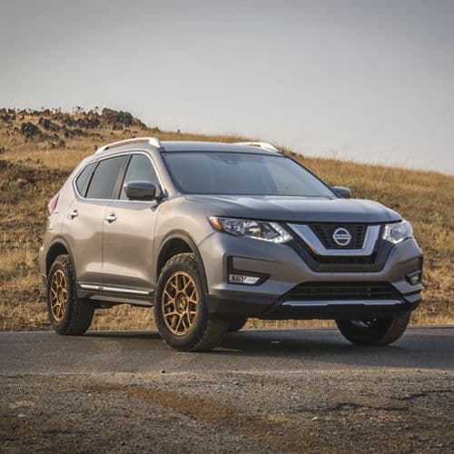 Detail view of 2018 Nissan Rogue with wheels