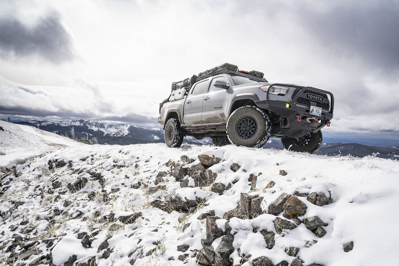 Front view of 2018 Toyota Tacoma TRD with wheels