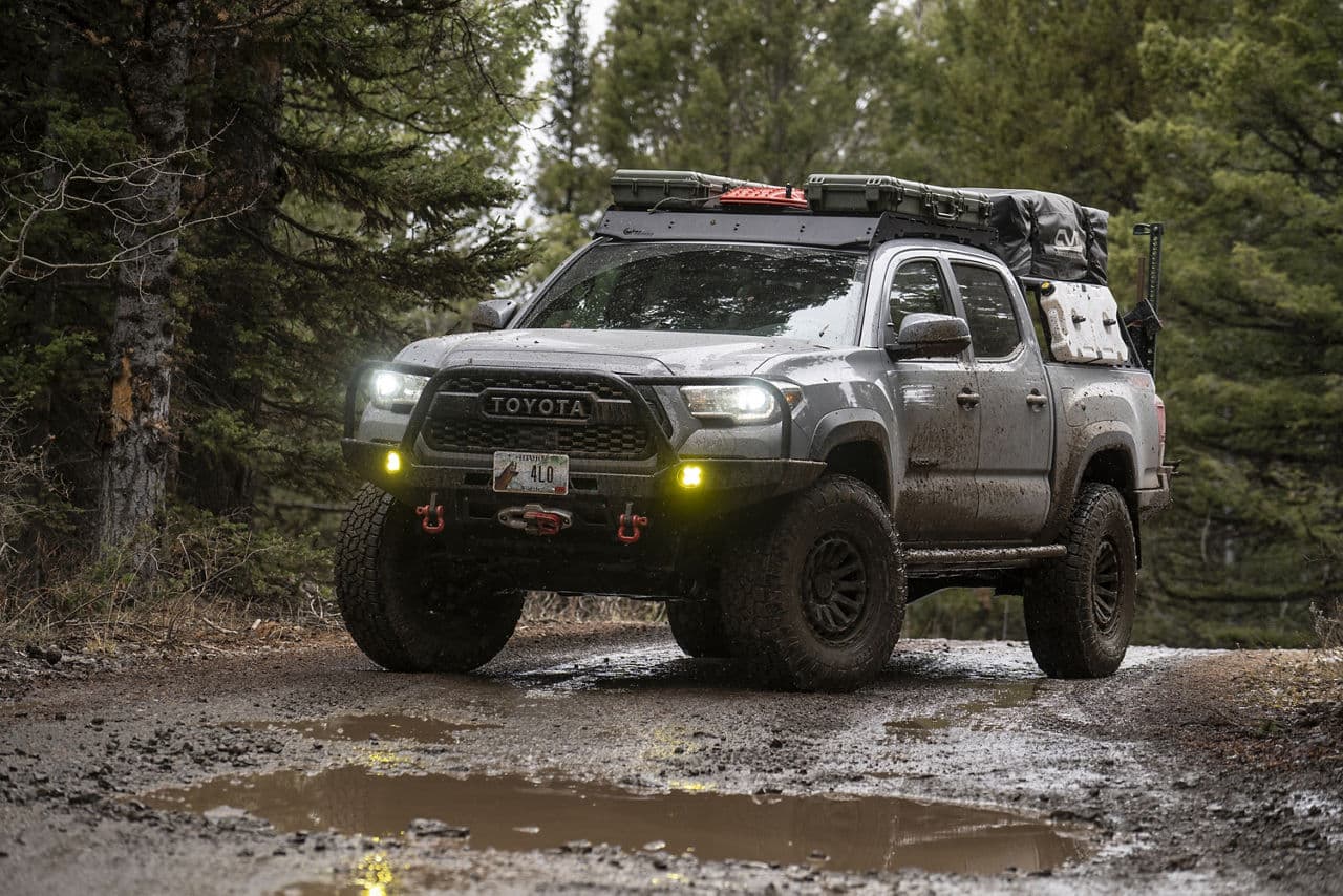 Side profile of 2018 Toyota Tacoma TRD with wheels