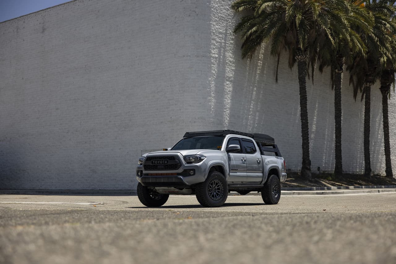 Front view of 2018 Toyota Tacoma with wheels
