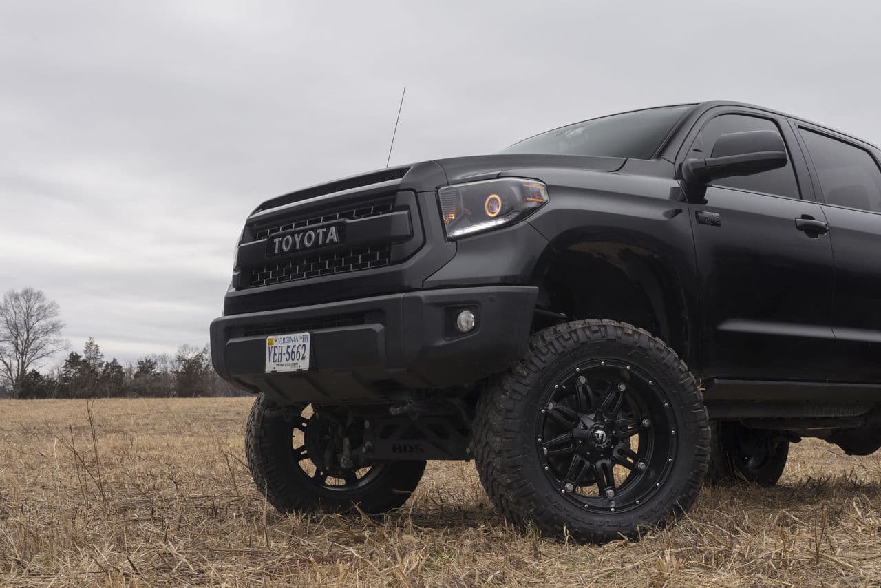 Interior of 2018 Toyota Tundra with wheels