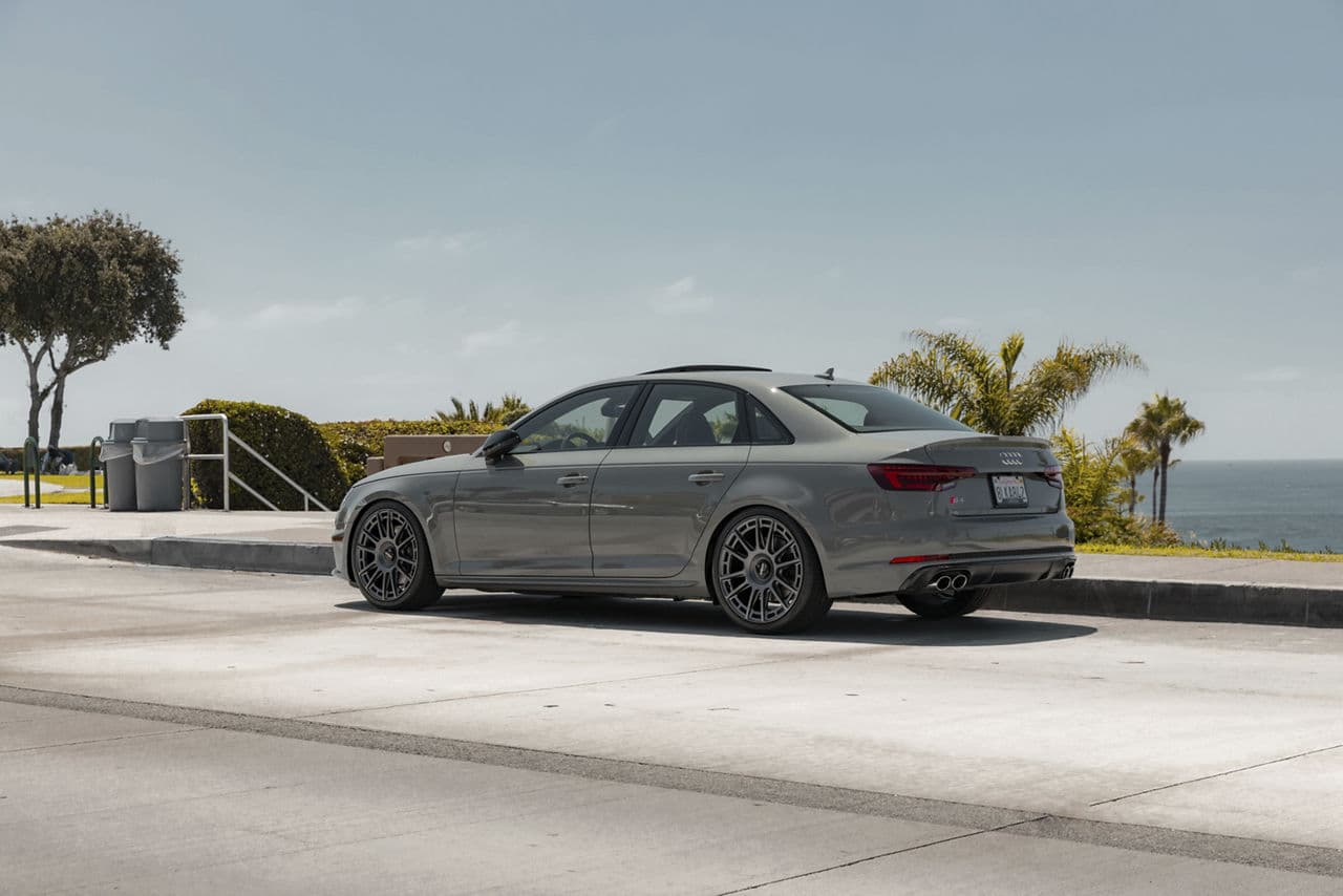 Front view of 2019 Audi S4 with wheels