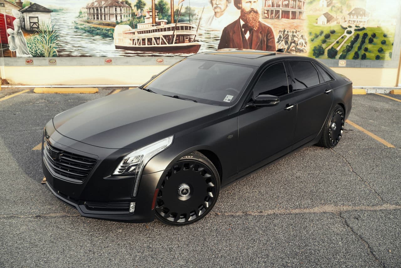 Detail view of 2019 Cadillac CTS with wheels